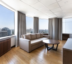 Двухкомнатный Полулюкс в Krasnodar Marriott Hotel