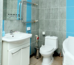 Номер полулюкс улучшенный с 2 двуспальными кроватями в Пантера