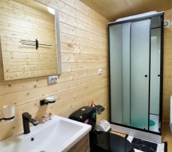 Двухэтажный коттедж в Архыз