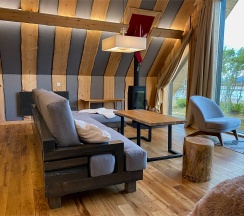 АРК-шале ПРЕМИУМ (Губернаторский) 1 DBL 2 SNGL 1line (sea view) в Titovka arctic river park