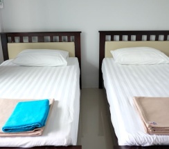 Кровать в общем номере в Mae-Porn Hostel