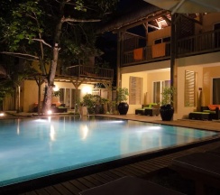 Номер Standard с балконом и с красивым видом из окна в Ocean Villas