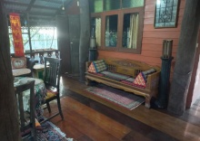 Вилла с 2 комнатами в Teak House Chiang Mai