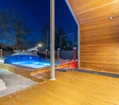 Шестиместный коттедж с балконом и с видом на город в Барнхаус