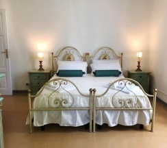 Двухместный номер Standard с видом на сад двуспальная кровать в Relais Puccini