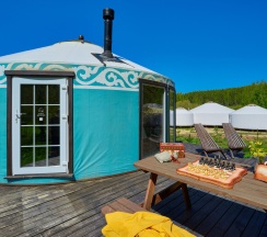 Юрта с ванной на ножках в Yurt resort