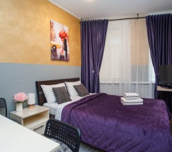 Двухместный номер с мини-кухней, двуспальной кроватью и ванной комнатой. в Goldie Home