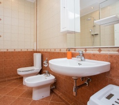 3-комнатные апартаменты, 98 м², 9 этаж в Посутки