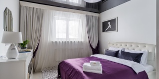 Минск: Гостевой дом 6-комнатный дом HomeApart Новгородская, 11