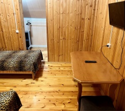 Двухместный номер с общей ванной комнатой в Кругозор 2