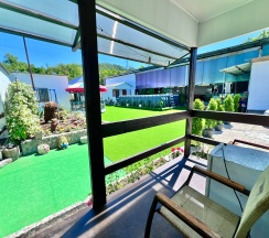 Дом с террасой в У Миланы