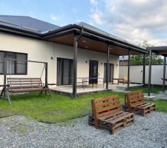 Коттедж с террасой в Family house vld