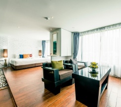 Одноместный люкс в Raha Grand Hotel