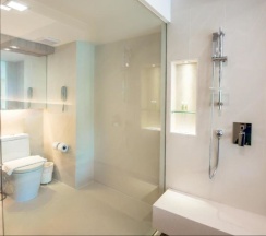 Трёхместный номер Pool Access Deluxe в Phuket Graceland Resort And Spa