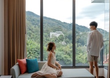 Люкс c 1 комнатой с видом на горы в SKYVIEW Resort Phuket Patong Beach