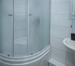 Трёхместный номер Standard в Ален