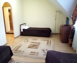 Двухместный номер с дополнительным местом в Колыба