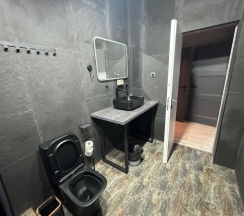 двухкомнатный номер на первом этаже с 3-мя двуспальными кроватями в Ольденбург