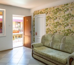 Люкс 5+1 трёхкомнатный в Камелот