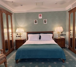 Улучшенный номер без вида (внутренний двор или мансарда) в Taleon Imperial Hotel
