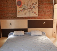 B студия в Hovel