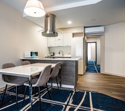 3-комнатные апартаменты Люкс в Ramada Hotel & Suites by Windhham Novosibirsk