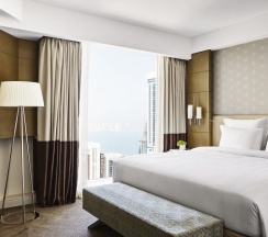 Двухместный люкс Executive двуспальная кровать в Pullman Doha West Bay