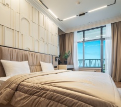 Двухкомнатный LUX с видом на море в Real Apartments Sochi