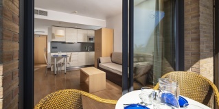 Льорет-де-Мар: Отель Almirall Apartaments