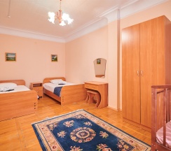 Стандартный семейный номер в Sever inn