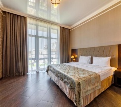 Номер первой категории "Комфорт с балконом" в Mari