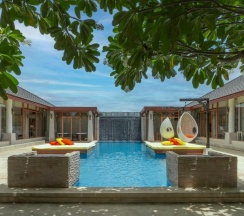 Вилла с 3 комнатами с видом на бассейн в Dhevan Dara Resort & Spa