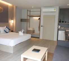 Двухместный номер Premier (двуспальная кровать) в Palm Galleria Resort