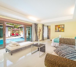 Вилла с 5 комнатами с балконом в Tropicana Pool Villa