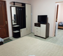 Стандарт-2 четырёхместный с удобствами в Курортный