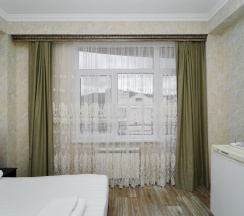 Двухместная комната с двуспальной кроватью в Чайка