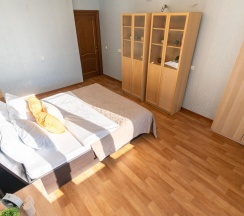 3-комнатные апартаменты улучшенные с балконом для 5 гостей в Степаненков