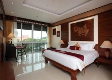 Трёхместный номер Deluxe в Kodchasri Thani Hotel Chiangmai