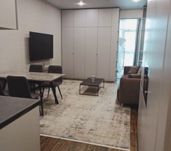 Люкс в Sky Club Apartments