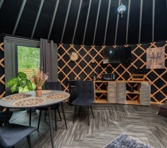 Юрта Дивы в Папоротник