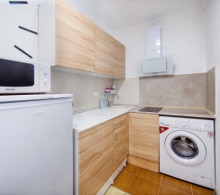 Двухместный Suite Apartment с видом на море и дендрарий двуспальная кровать в Delsochi