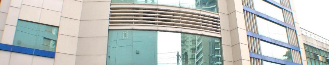 Кровать в общем номере в Fersal Hotel Neptune Makati