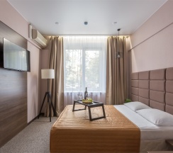 Двухместный номер Делюкс с 1 кроватью в Myhotel
