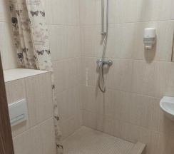 Номер комфорт с 2 односпальными кроватями в Вереск