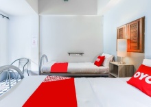 Кровать в общем номере в OYO 554 Old Town Boutique Hostel