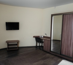 Полулюкс с балконом в Аристоль