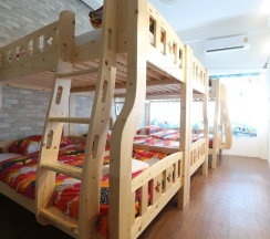 Кровать в общем номере в Blue Jasmine Hostel