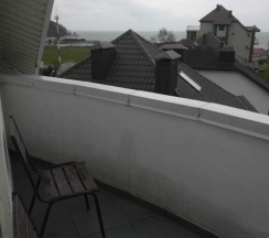 Трёхместные апартаменты Comfort с балконом и с красивым видом из окна в Радуга