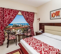 Двухместный номер Standard с видом на бассейн двуспальная кровать в Seagull Beach Resort Families & Couples Only - All Inclusive