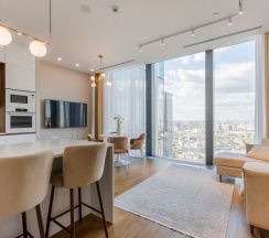 Golden 42 этаж в Heaven Apartments